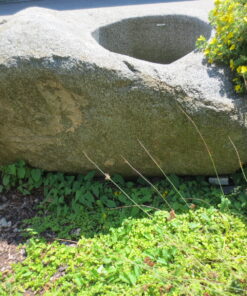 Brunnen aus großem Granitfindling BWk013 (4)