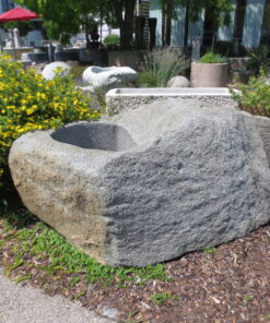 Brunnen aus großem Granitfindling BWk013 (6)