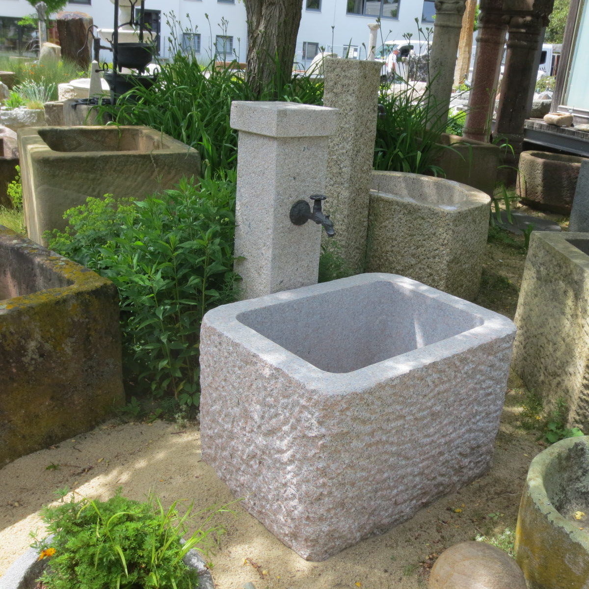 Granitbrunnen Steinbrunnen