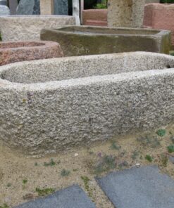 Alternative view of Brunnen/Pflanztrog oval
