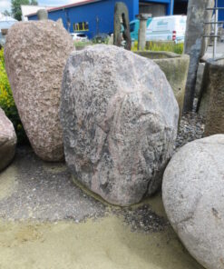Alternative view of Findling Granit