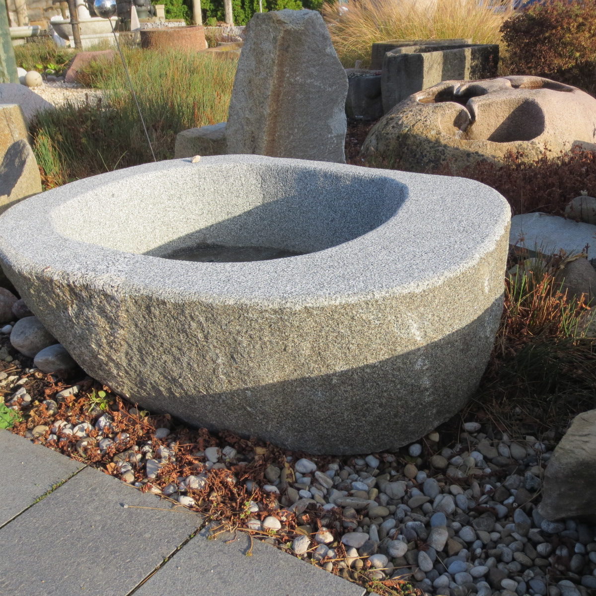Findlingsbrunnen Granit